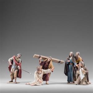 Simón de Cirene ayuda a Jesús 
