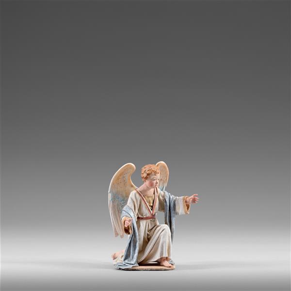 Angel (child) kneeling - color