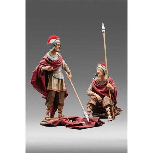 Soldados romanos con dados - pintado